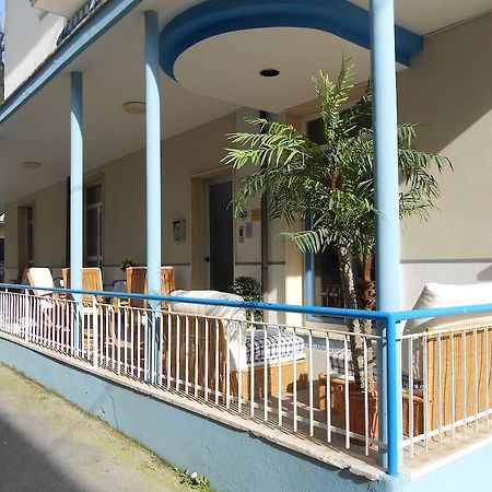 Hotel Villa Dei Platani Bellaria-Igea Marina Buitenkant foto