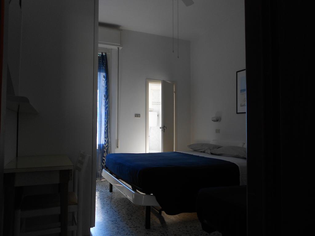 Hotel Villa Dei Platani Bellaria-Igea Marina Kamer foto