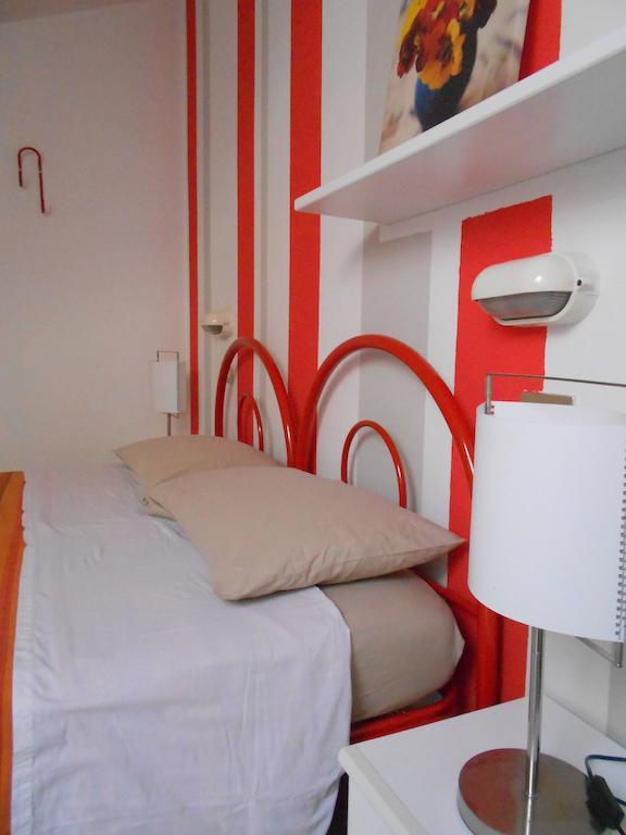 Hotel Villa Dei Platani Bellaria-Igea Marina Buitenkant foto